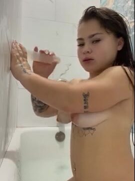 Macksys HOT Sextape Blowjob Dildo In Bathroom Onlyfans Video