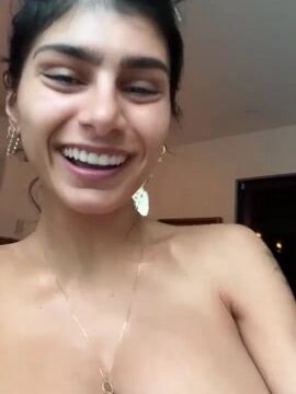 Mia Khalifa Nude Viral Onlyfans video so Hot
